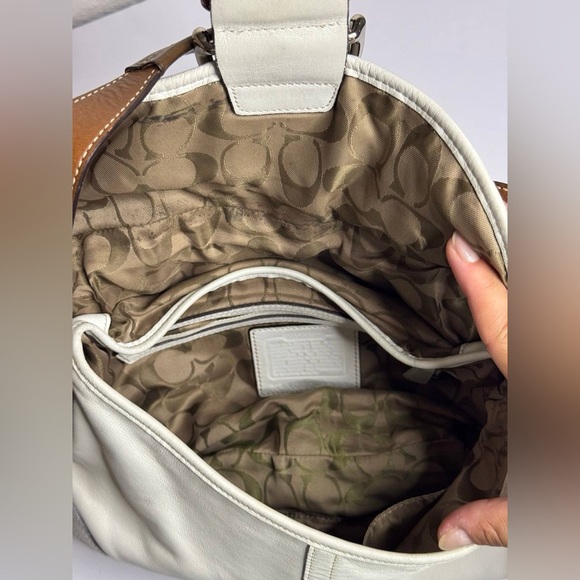 Coach Y2K SoHo White/Brown Leather Shoulder Bag - Picture 10 of 12